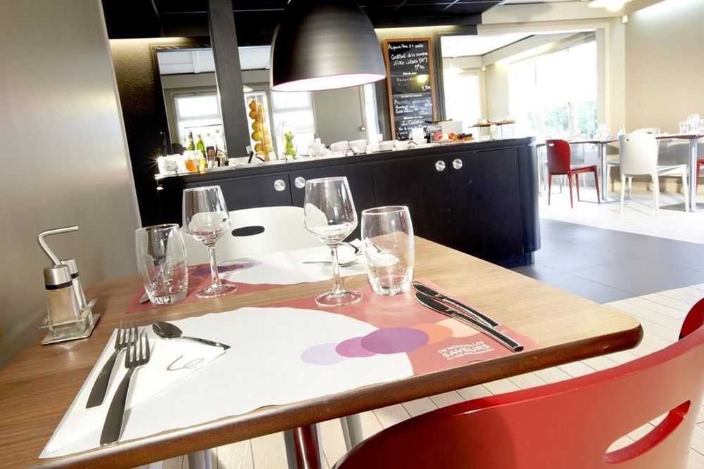 Campanile Avallon Sauvigny-le-Bois Restaurant billede